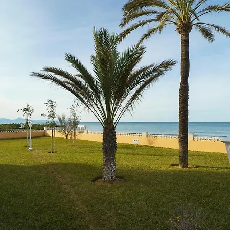 Luxury 3-bed On The First Beach Line * Denia