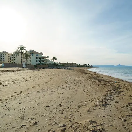 Апартаменты Luxury 3-bed On The First Beach Line Дения